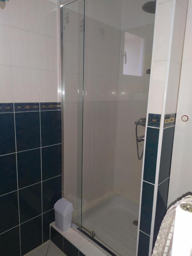 Chez Fabienne T1 Daire Le Breuil-sur-Couze Dış mekan fotoğraf